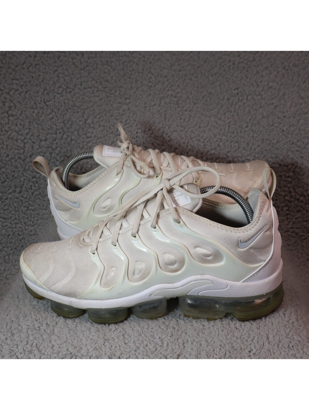 Nike Air Vapormax Plus Men Sz 10 Triple White Pure Platinum